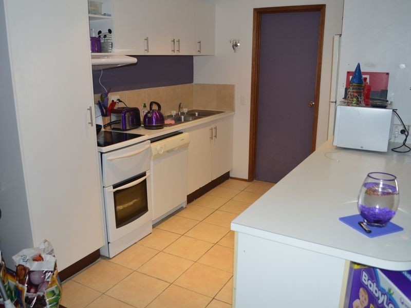 2/38 Morinda Way, Labrador QLD 4215