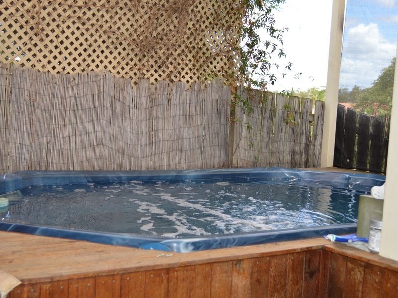 53 Marble Arch Place, Arundel QLD 4214