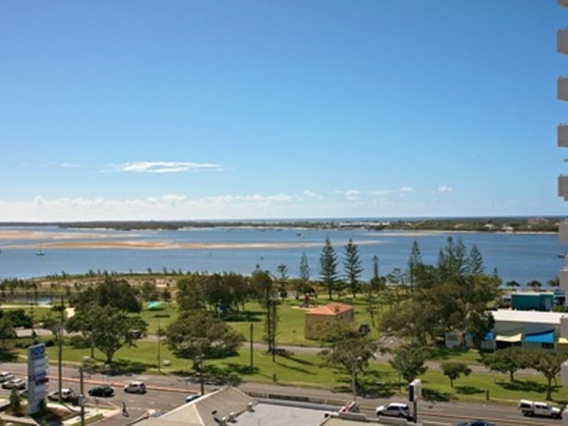 34/72 Marine Pde, Southport QLD 4215