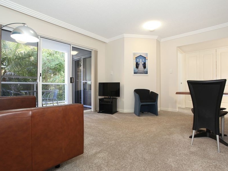 7/96 Stanhill Drive, Surfers Paradise QLD 4217
