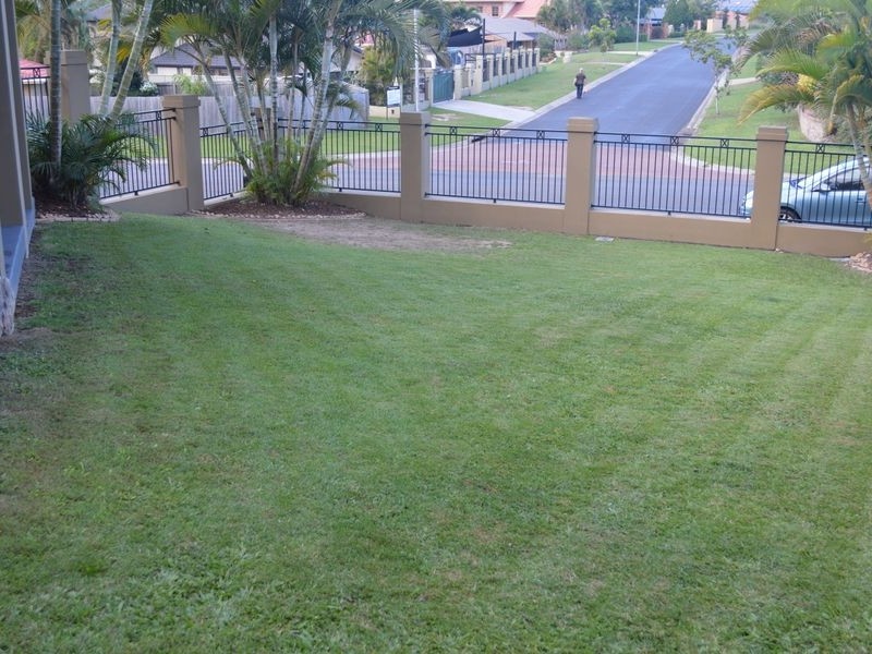 11 Jack Nicklaus Way, Parkwood QLD 4214