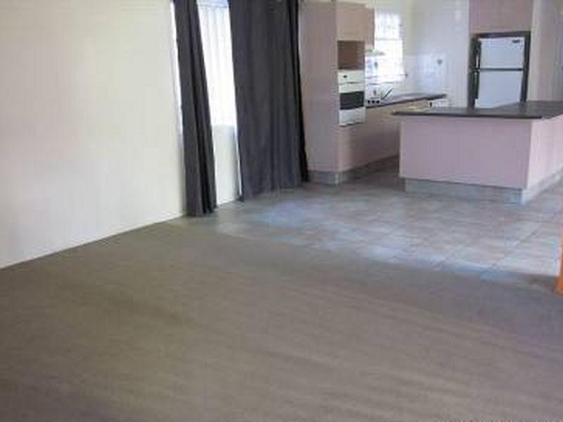 40 Brighton Parade, Southport QLD 4215