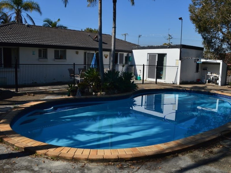 4 Tecoma Street, Southport QLD 4215