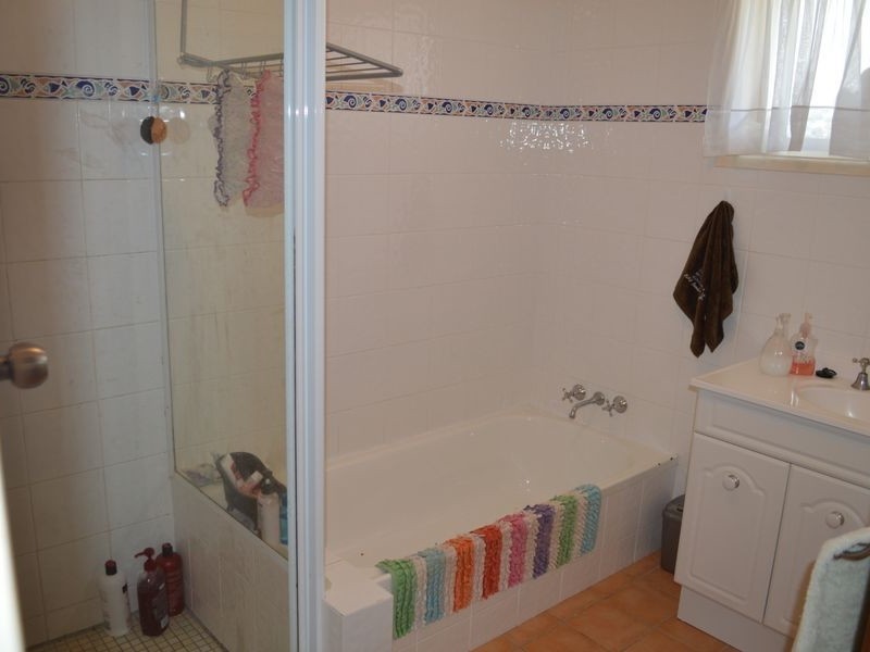 4 Tecoma Street, Southport QLD 4215