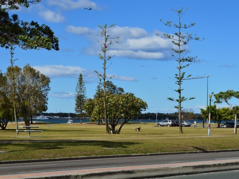 108/132 Marine Parade, Southport QLD 4215