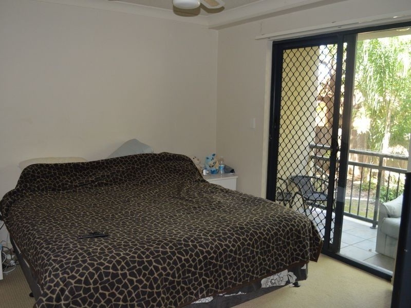 3/46-48 Lenneberg Street, Southport QLD 4215