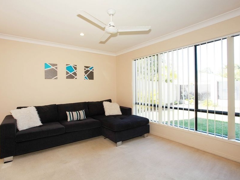 52 Tiger Drive, Arundel QLD 4214