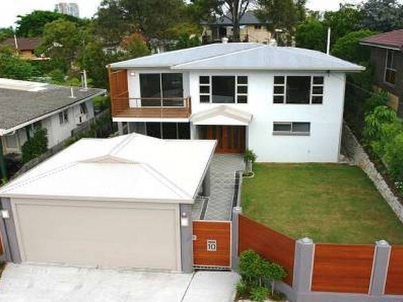 10 Sibyl Street, Southport QLD 4215