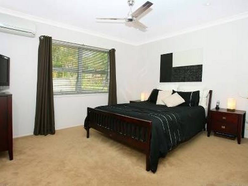 10 Sibyl Street, Southport QLD 4215