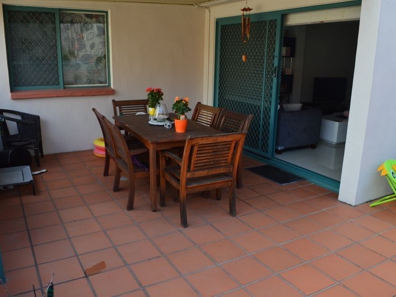 3/7-9 Robert Street, Labrador QLD 4215