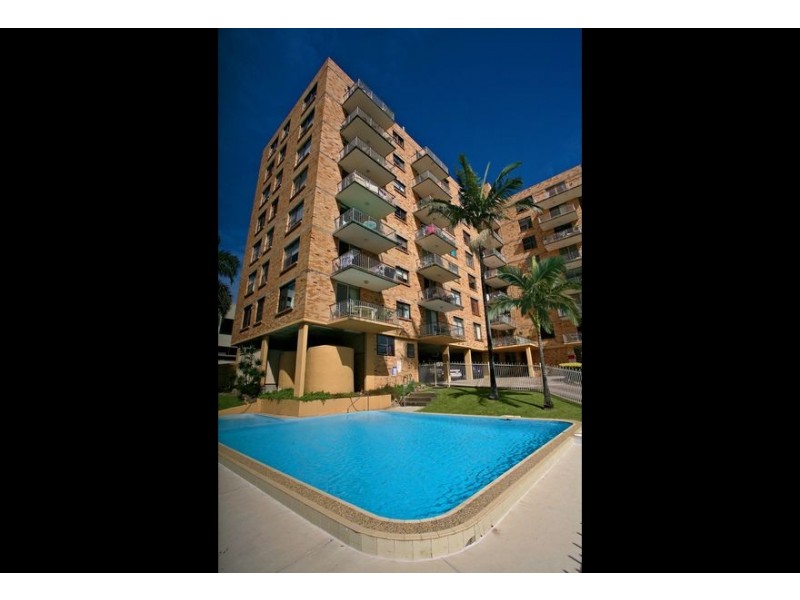 10/72 Marine Pde, Southport QLD 4215