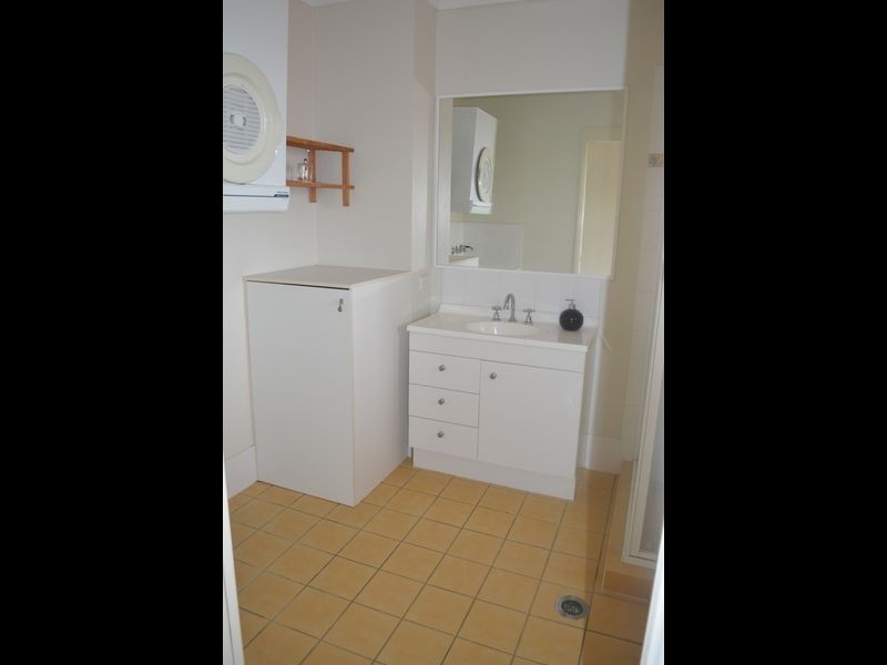 27/88 High Street, Southport QLD 4215