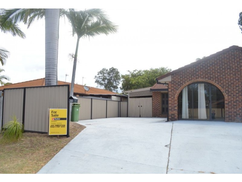 2/38 Morinda Way, Labrador QLD 4215