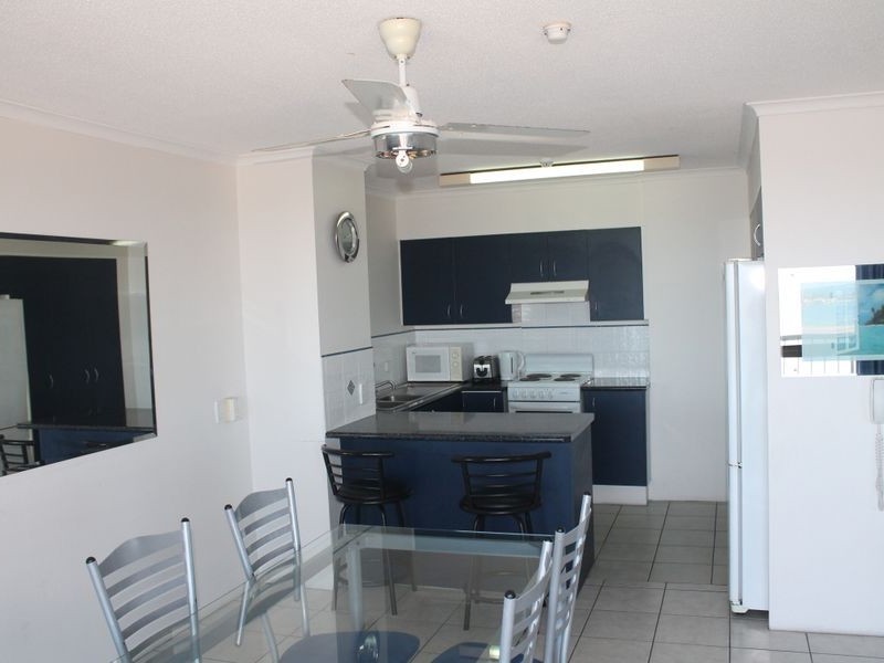 11B/114 Marine Parade, Southport QLD 4215