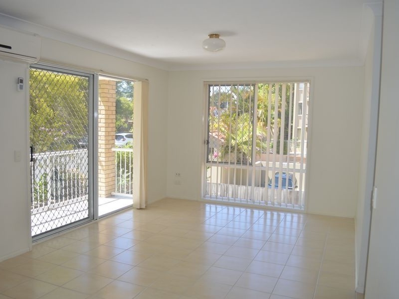 4/16 Whitby Street, Southport QLD 4215