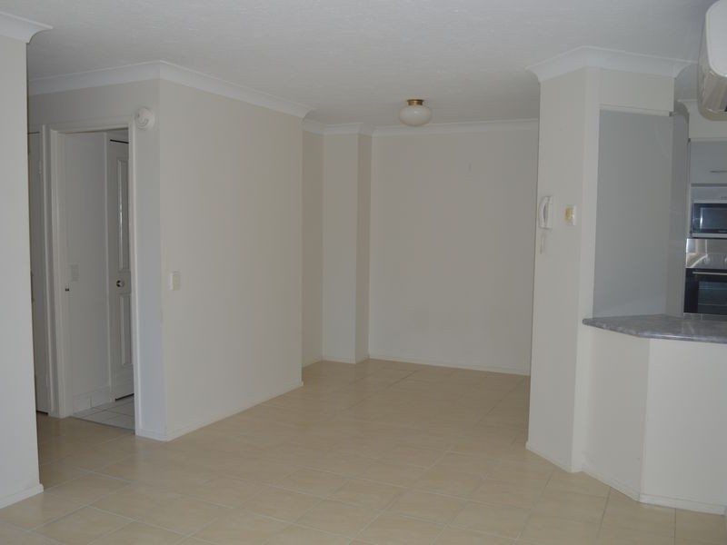 4/16 Whitby Street, Southport QLD 4215