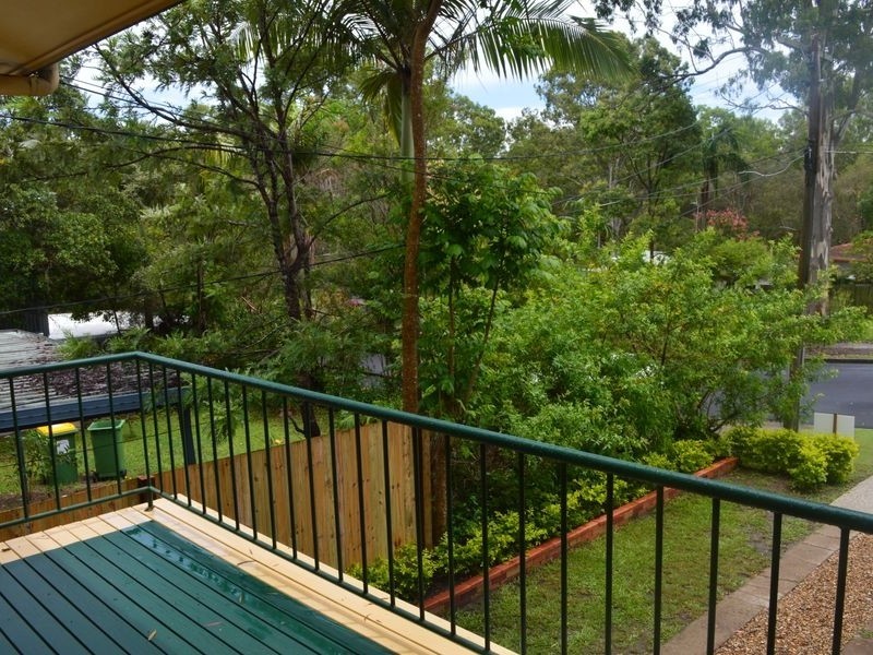 32 Kuranga Avenue, Southport QLD 4215