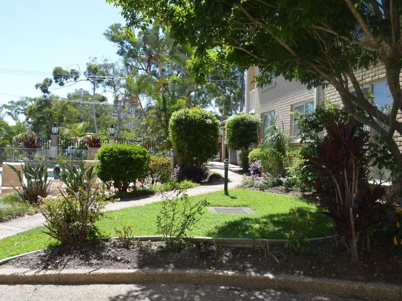 16/16-22 Whitby Street, Southport QLD 4215