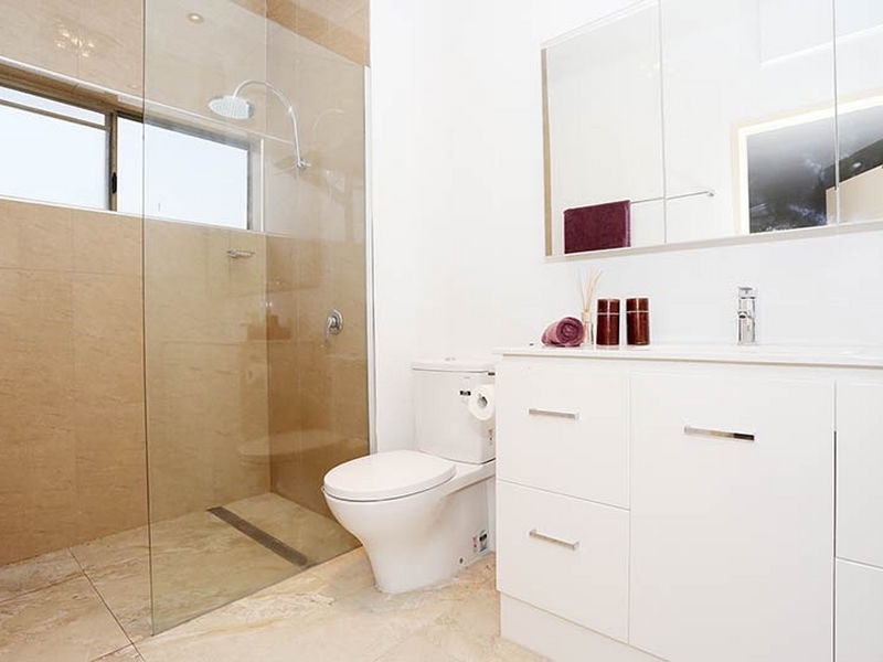5/9 Freyburg Street, Sorrento QLD 4217