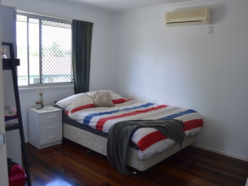 3 Kenyon Rd, Southport QLD 4215