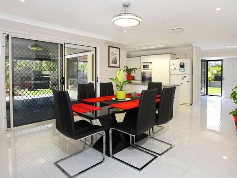 39 Driftwood Place, Parkwood QLD 4214