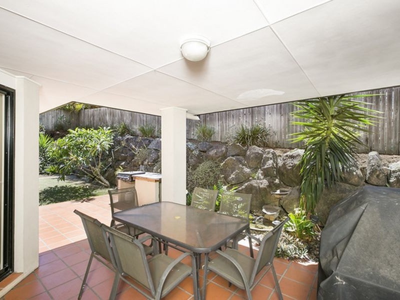 6 Lillywood Circuit, Molendinar QLD 4214