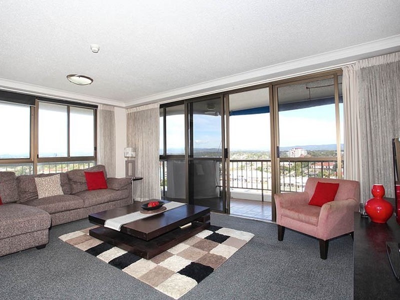 13c/10 Marine Parade, Southport QLD 4215