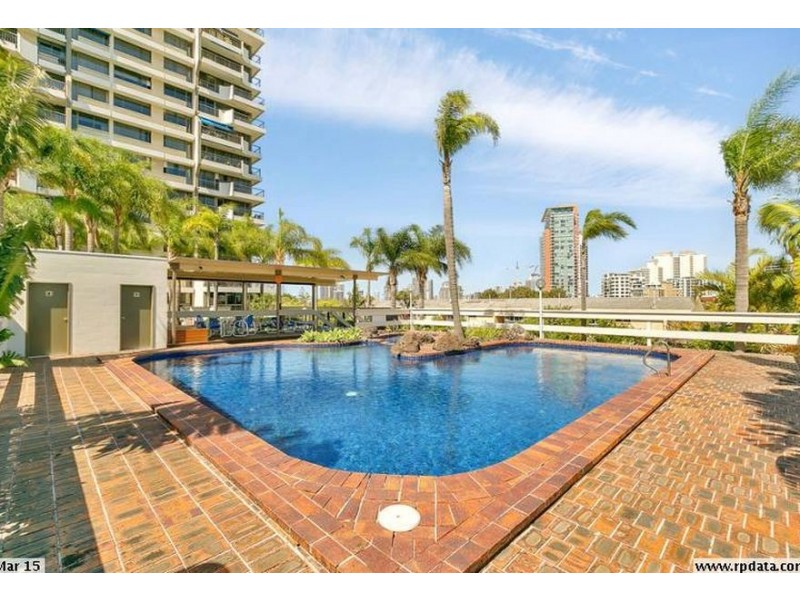 13c/10 Marine Parade, Southport QLD 4215