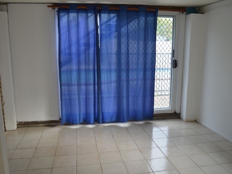 34 Bellevue Parade, Labrador QLD 4215