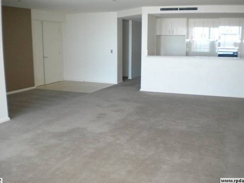 2408/1 Como Crescent, Southport QLD 4215