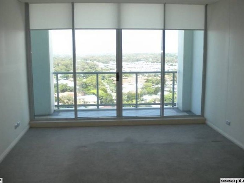 2408/1 Como Crescent, Southport QLD 4215