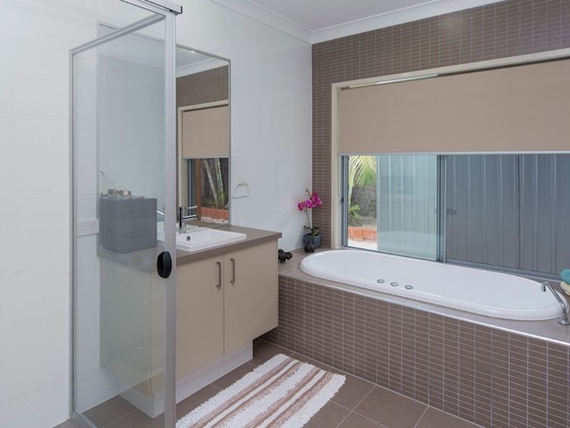 5 Seaham Court, Upper Coomera QLD 4209