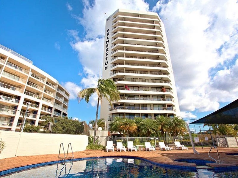 13B/114 Marine Parade, Southport QLD 4215