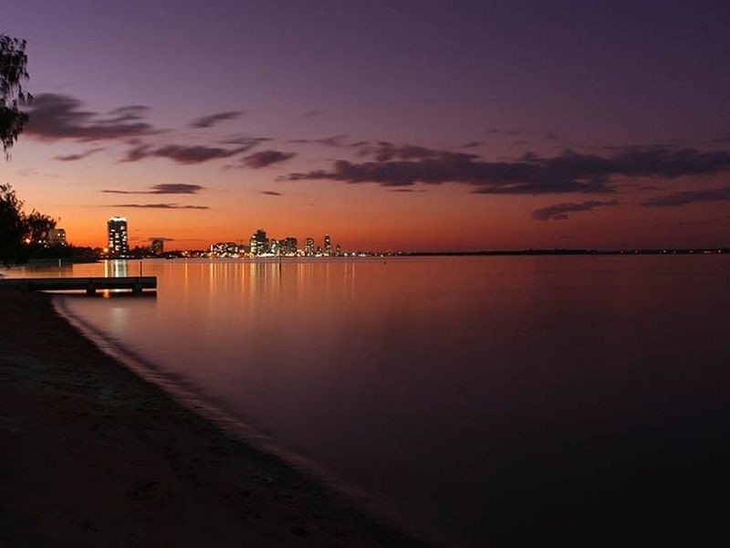 13B/114 Marine Parade, Southport QLD 4215