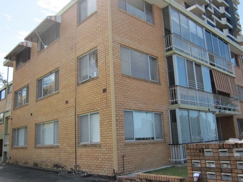 6/4 Marine Parade, Southport QLD 4215