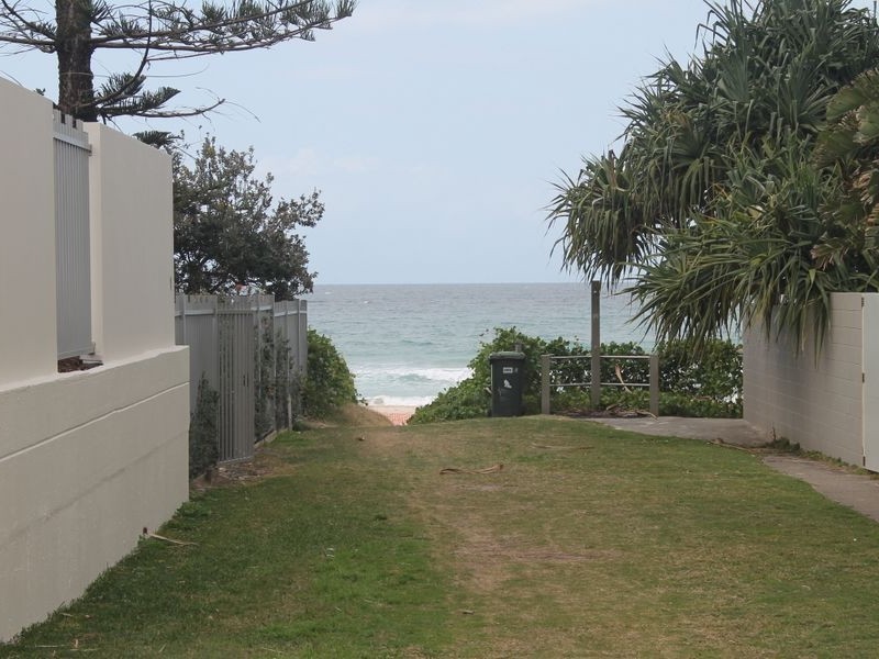 11/4 Fern Street, Surfers Paradise QLD 4217