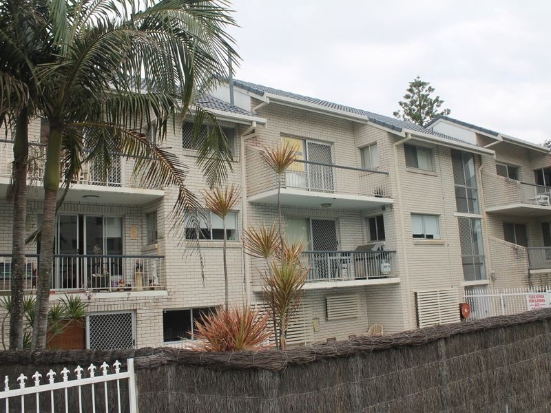 11/4 Fern Street, Surfers Paradise QLD 4217