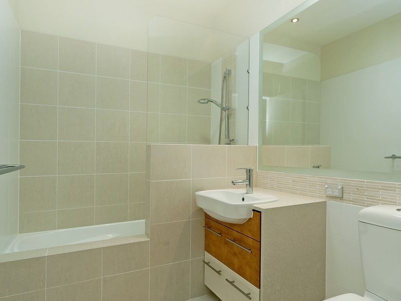 2/7006 Vista Drive, Benowa QLD 4217