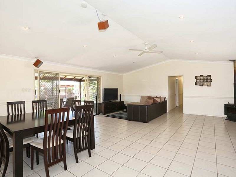 21 Maidstone Place, Parkwood QLD 4214