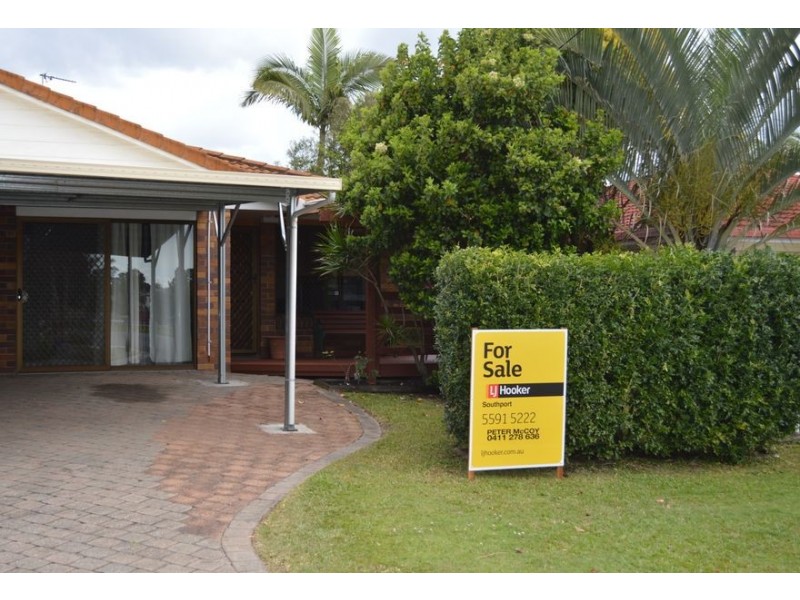 2/14 Corrine Avenue, Southport QLD 4215