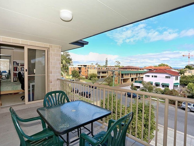 11/17 Lather Street, Southport QLD 4215