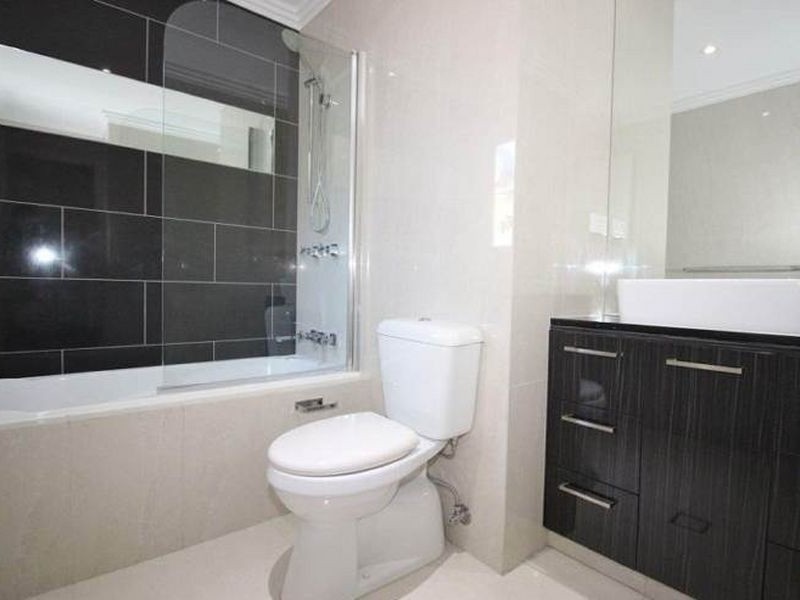 8/3-5 Bradford Street, Labrador QLD 4215