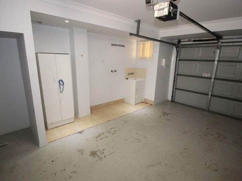 8/3-5 Bradford Street, Labrador QLD 4215