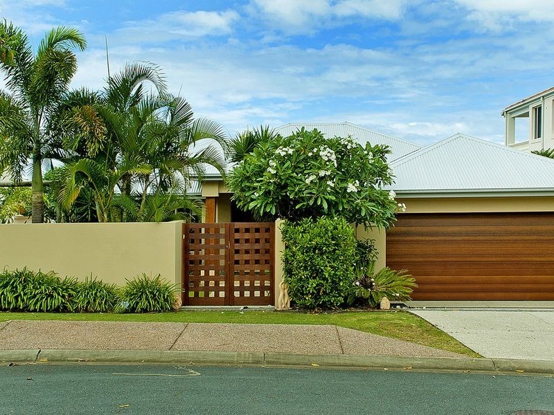 9 Mercure Place, Highland Park QLD 4211