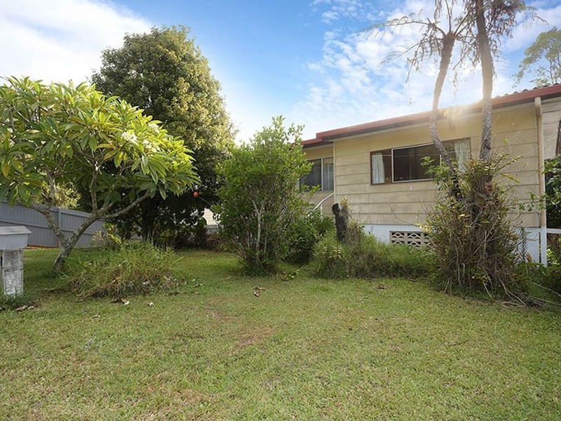 17 Kathleen Avenue, Southport QLD 4215