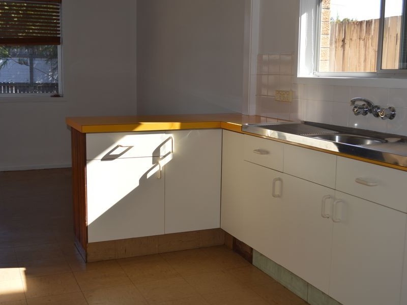 25 Fisher Avenue, Southport QLD 4215