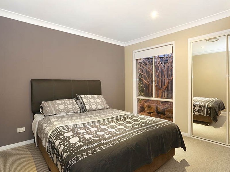 16 Beerwah Street, Pacific Pines QLD 4211