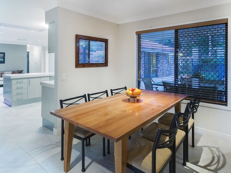 137 Alison Road, Carrara QLD 4211