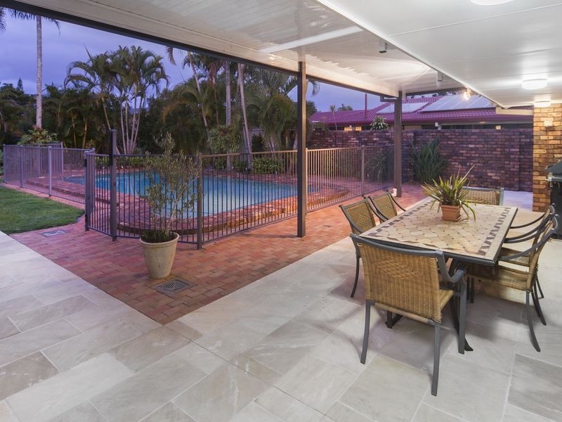 137 Alison Road, Carrara QLD 4211