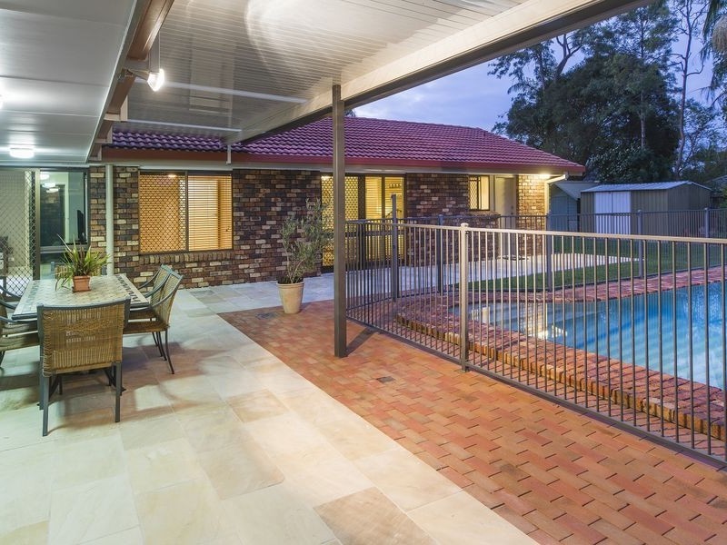 137 Alison Road, Carrara QLD 4211